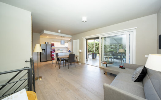 OLGIATA, RENOVATED APARTMENT WITH GARDEN REF: CAS
